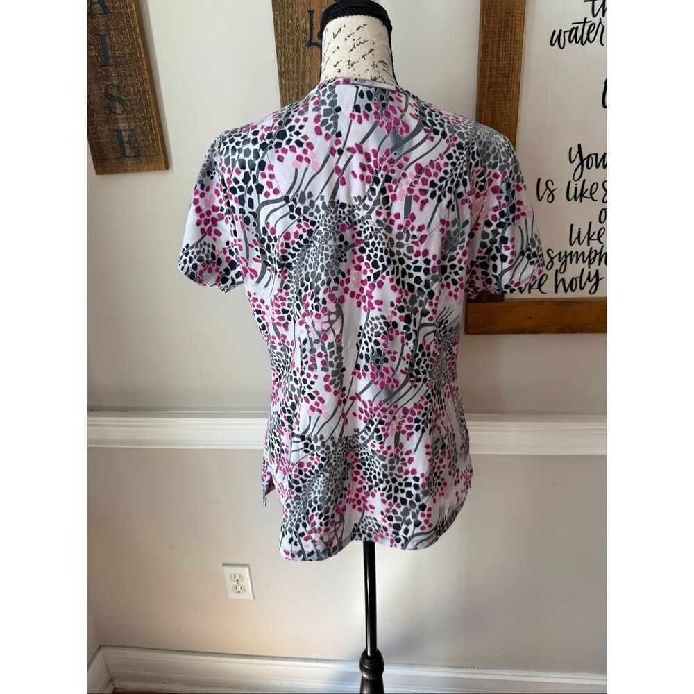 Lot of 4 Healing Hands Women's Short Sleeve Medical Scrub Tops Multicolor Small - Picture 3 of 16